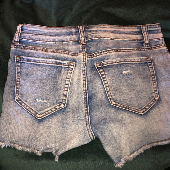 Jeans Shorts Girls - Picture 2 of 2